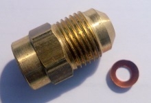 redukce 1/4"x 3/8" UR3-0046 (ITE)