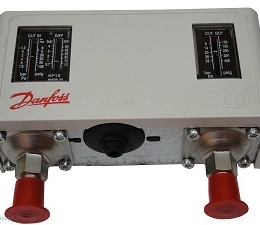 presostat kombinovaný s automatickým resetem KP15 Danfoss